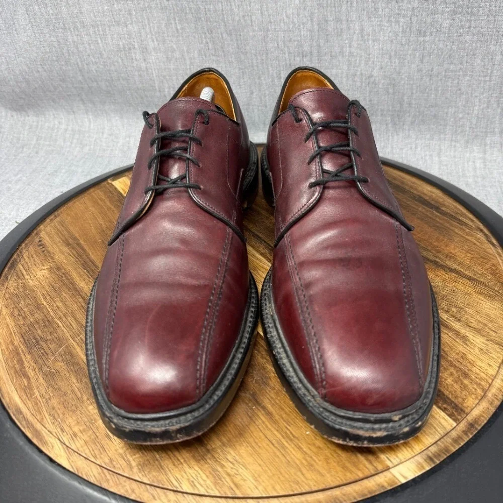 Allen Edmonds Men's 12 B Narrow 